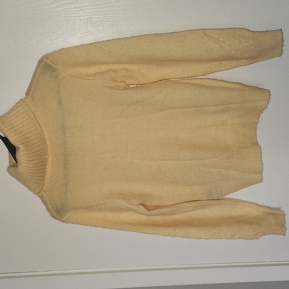 3 for 15 Vintage Katie Collins Turtleneck 100% Acrylic Yellow sweater size S/M - Picture 5 of 7